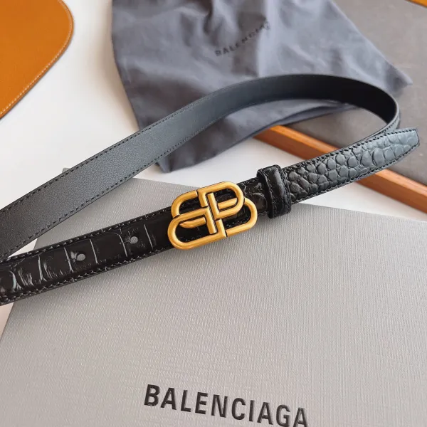 Balenciaga Women's BB Thin Belt In Black Crocodile Embossed Calfskin With Gold/Silver Hardware 20mm - Image 3
