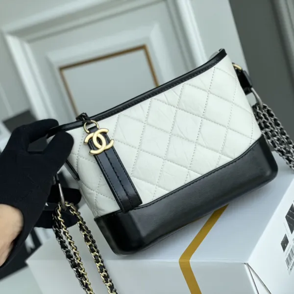 Chanel Bag Black With White Quilted Calfskin Leather Shoulder Bags Crossbody Bags - Image 3