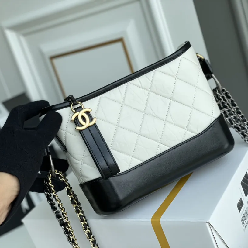 Chanel Bag Black With White Quilted Calfskin Leather Shoulder Bags Crossbody Bags