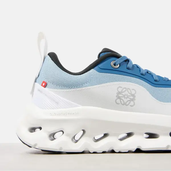 LOEWE Blue and white running shoes - Image 4