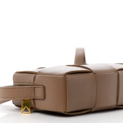 Bottega Veneta Mini Intreccio Cassette Phone Pouch Crossbody Bag Marrone Lambskin Leather