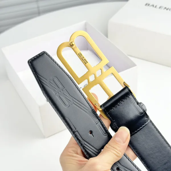 Balenciaga Men's BB Signature Belt In Black BB Monogram Calfskin With Gold/Silver Hardware 40mm - Image 4