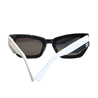 Miu Miu glasses black white/black orange/leopard brown/leopard green/red/milky white color Size 52口24-140