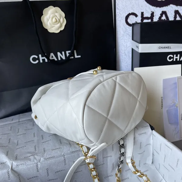 Chanel 19bags Backpacks White / Grey / Black Gold / Black Silver / Burnt Sugar Colouring Quilted Lambskin Leather Backpacks - Image 4