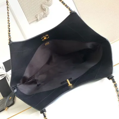 Chanel Black Quilted cattle Leather Tote Bags 36x59x13cm Shoulder Bags