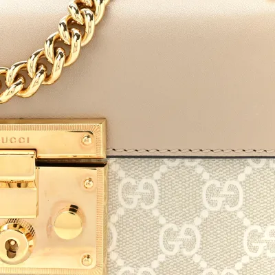 Gucci Small Padlock Chain Shoulder Bag Beige / Mystic White / Oatmeal GG Supreme Monogram Canvas & Textured Dollar Calfskin Leather Gold Hardware