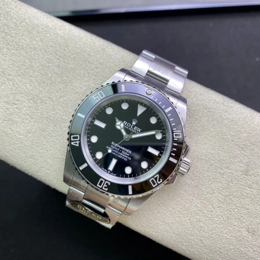 ROLEX-SUBMARINER DATE-REF.M124060-0001-41mm