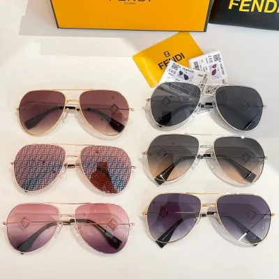 Fendi Pilot glasses rust/pink/black orange/eggplant color Size 55口17-145