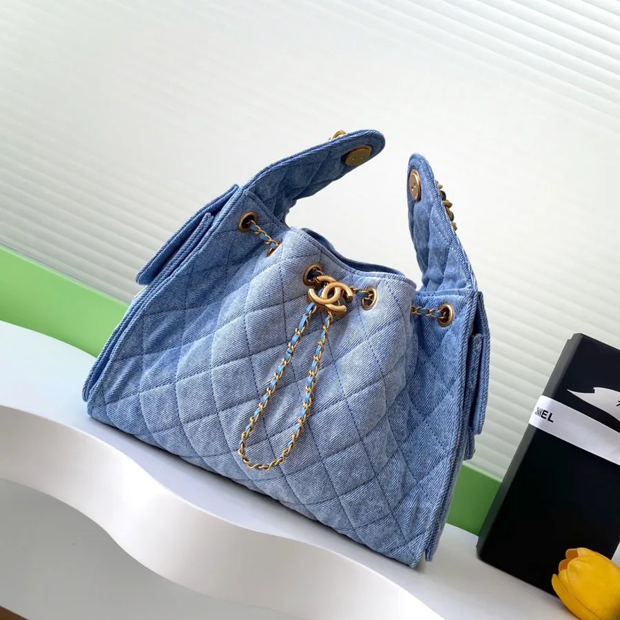 Chanel Denim blue/purple Abrasive Sand Leather Shoulder Bags