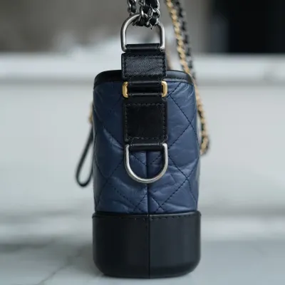 Chanel Navy blue with black Bag Quilted Calfskin Leather Shoulder Bags Crossbody Bags