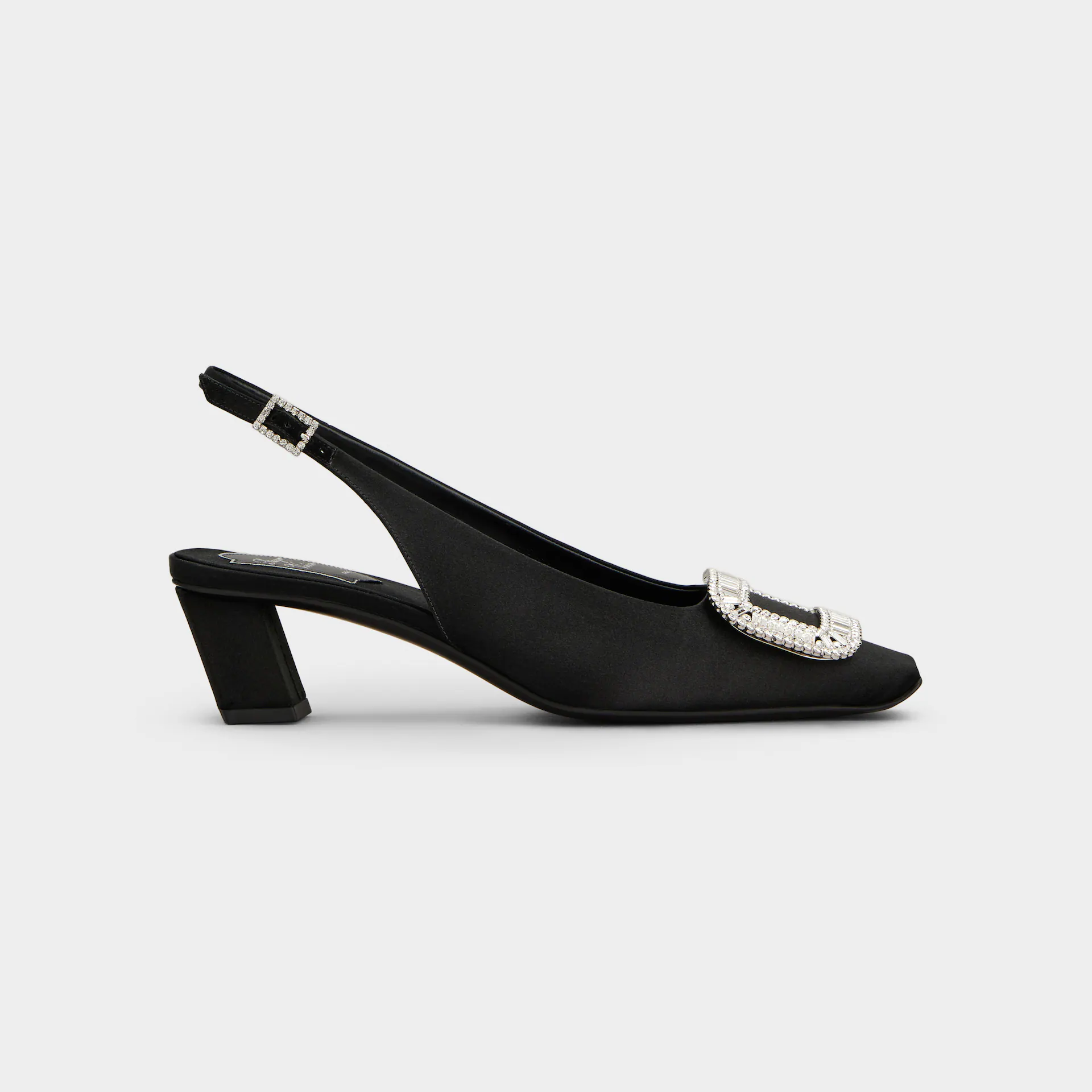 Roger Vivier Belle Viver Slingback Pumps Salto Alto em Cetim Preto com Fivela de Cristal (Altura do Salto 4,5cm)