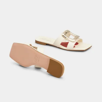Roger Vivier Viv' By The Sea Mules Flats In White Leather With Metal Buckle
