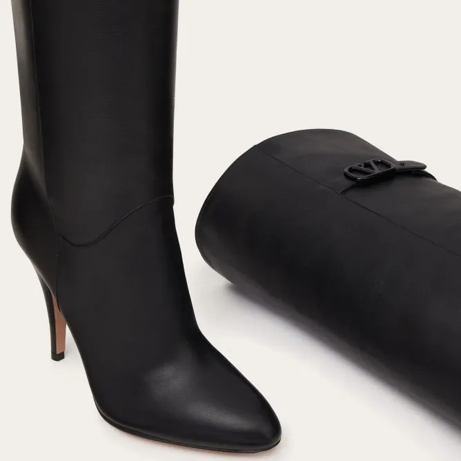 VALENTINO SIGNATURE Knee-high bovine leather boots (10.5 cm high heel)