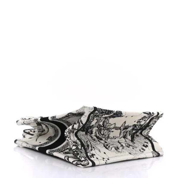 Dior Small Zodiac Toile De Jouy Book Tote Latte/Black Embroidered Canvas - Image 6