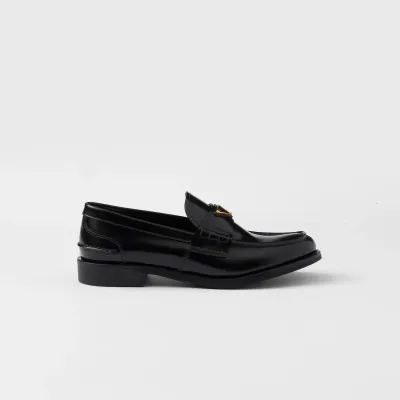 PRADA Black shiny leather loafers