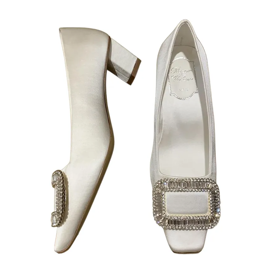 Roger Vivier Belle Vivier Pumps High Heels In Silver/White/Red/Beige Satin With Crystal Buckle (Heel Height 4.5cm)