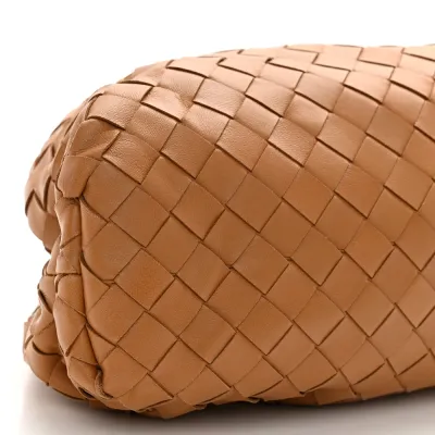 Bottega Veneta Maxi Intrecciato The Pouch Oversized Clutch Caramel Nappa Leather
