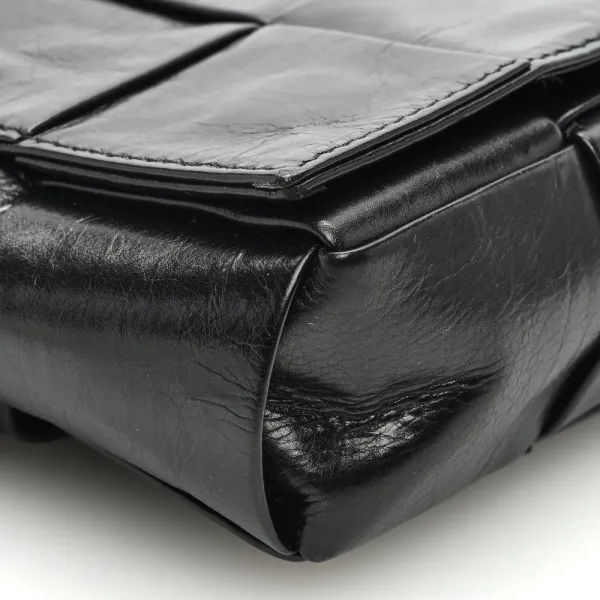 Bottega Veneta Small Intreccio Cassette Belt Bag Black Paper Calfskin Leather - Image 4