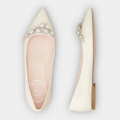 Roger Vivier Efflorescence Ballerinas In White/Black Satin With Crystal Flowers Buckle (Heel Height 1cm)