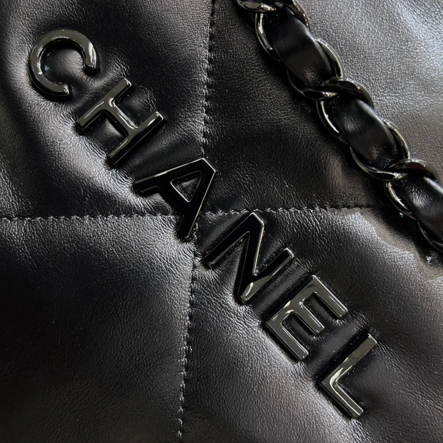 Chanel 22bags Black Black Buckle / Black Silver Buckle Shoulder Bags