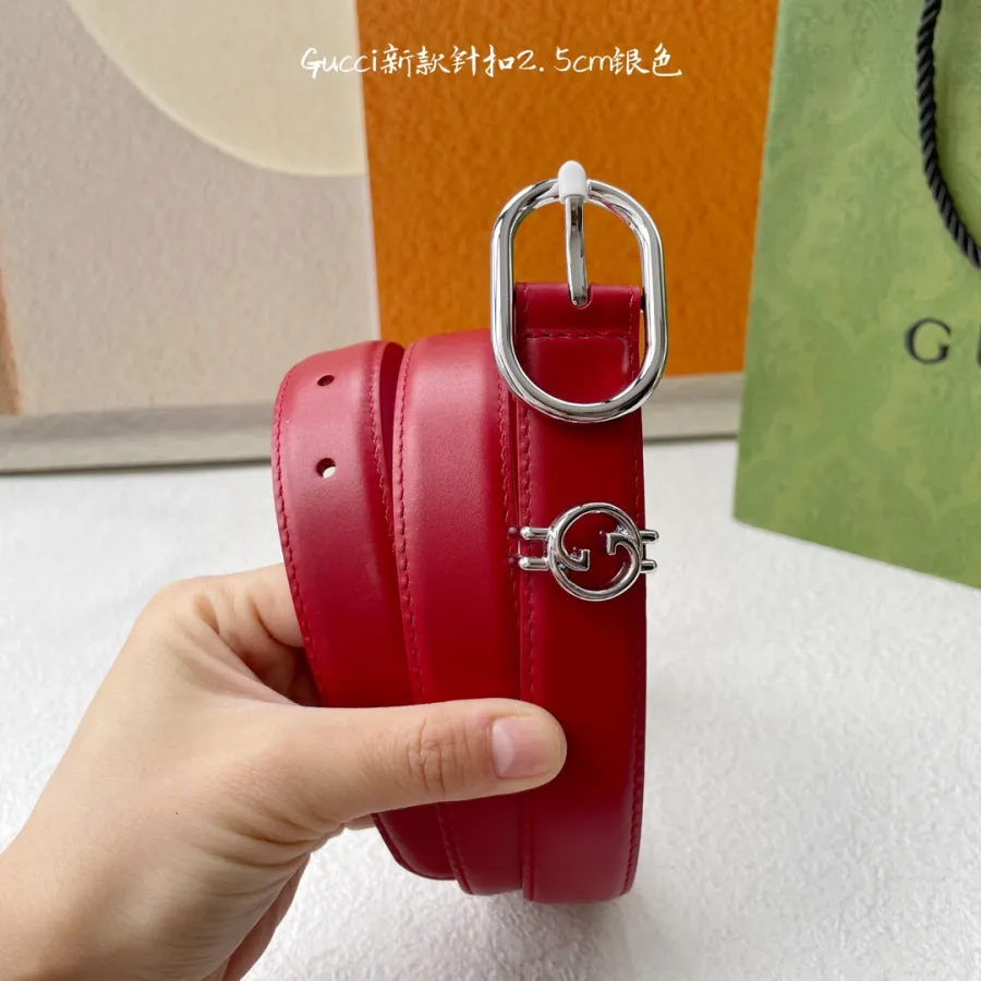 Gucci Women's Oval Belt In Red/White/Black Smooth Calfskin With Gold/Silver Hardware 25mm