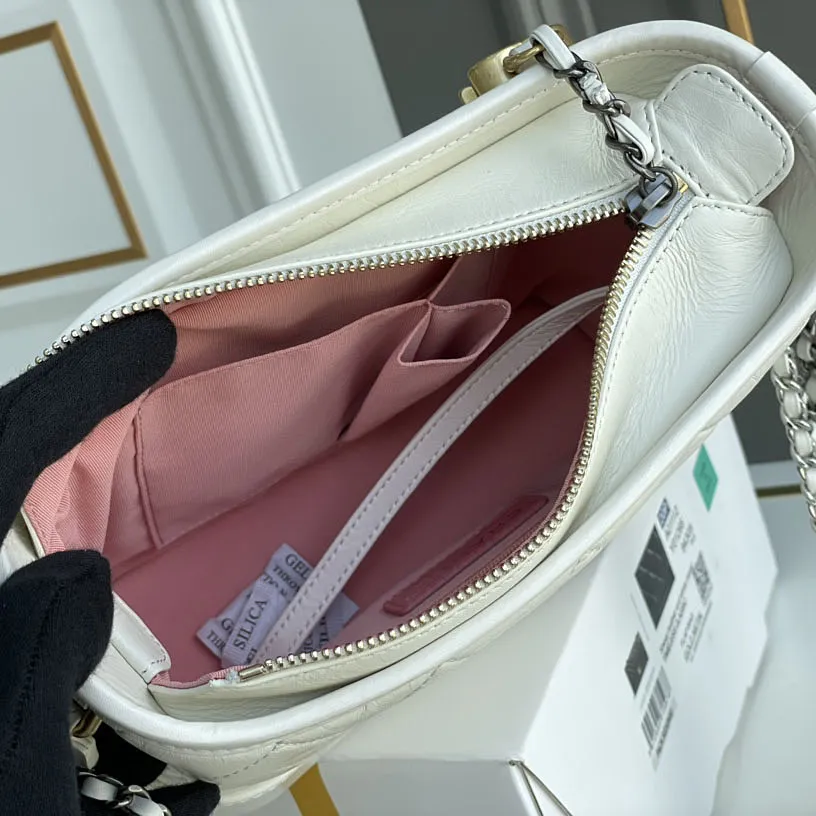 Chanel Bag White Quilted Calfskin Leather Shoulder Bags Crossbody Bags