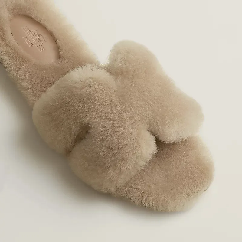 HERMES Oran Beige plush Slippers