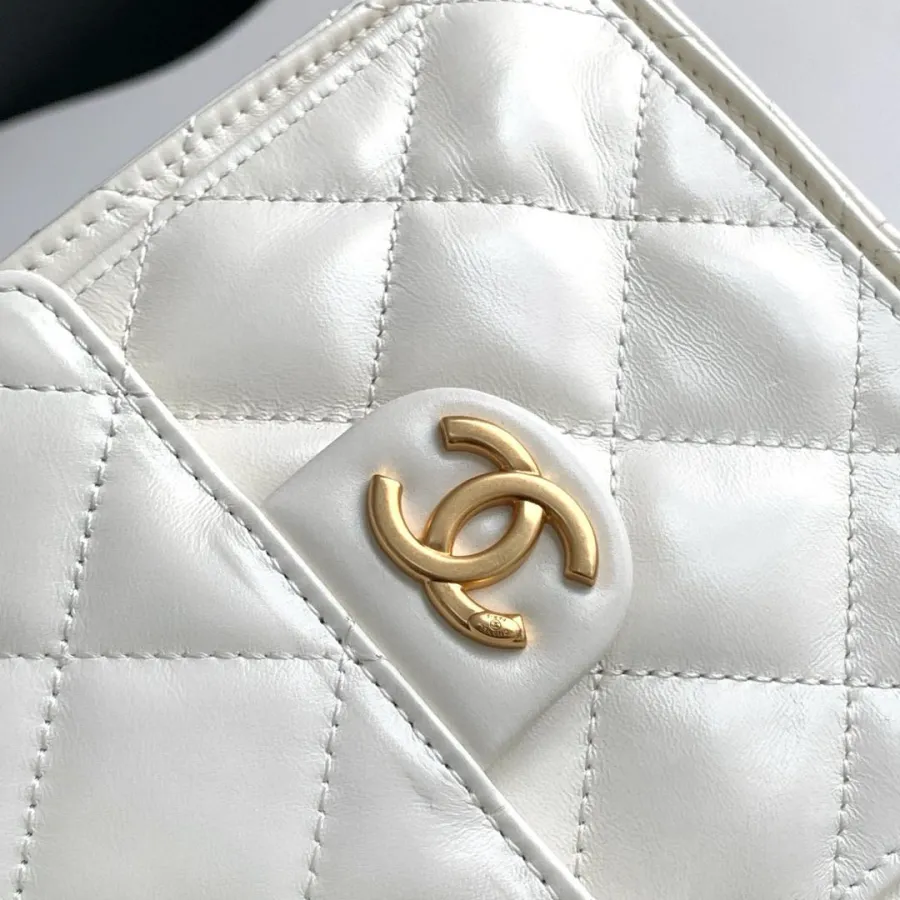 Chanel White Quilted Shiny Calfskin Leather  Shoulder Bags