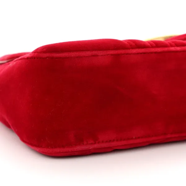 Gucci Medium GG Marmont Shoulder Bag Hibiscus Red Velvet Matelassé Leather Aged Gold Hardware - Image 4