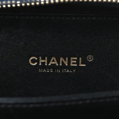 Chanel CC Filigree Vanity Case Small Navy/Black Quilted Caviar Leather Gold Hardware