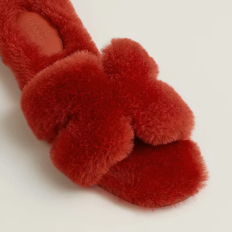 HERMES Oran plush orange Slippers