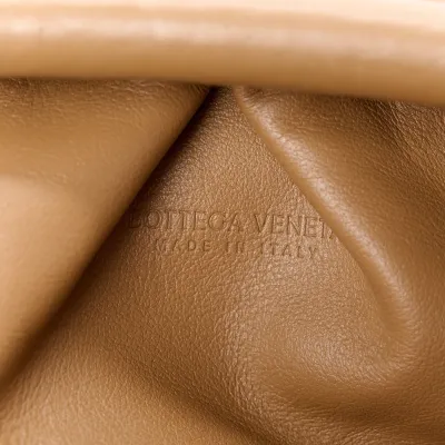 Bottega Veneta Mini Pouch Cammello Butter Calfskin Leather