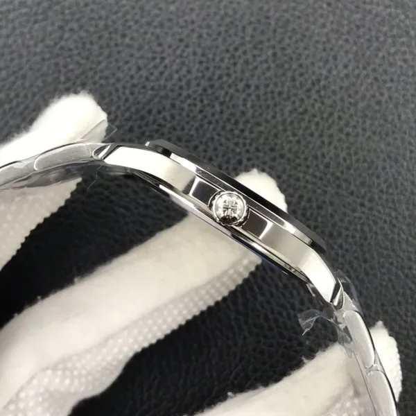 PATEK PHILIPPE-AQUANAUT-ref.51671A-001-40mm - Image 6