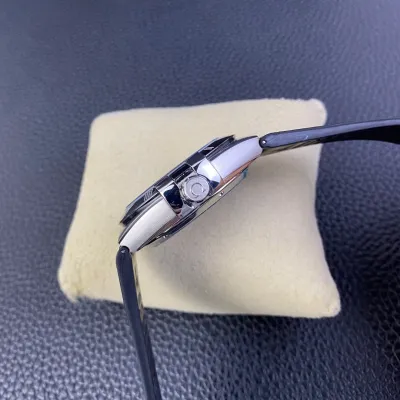 OMEGA-CONSTELLATION-ref.131.33.41.21.01.001-41mm