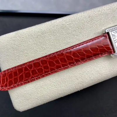 CARTIER-Tank-ref.W5200003-34.8mmX34mm