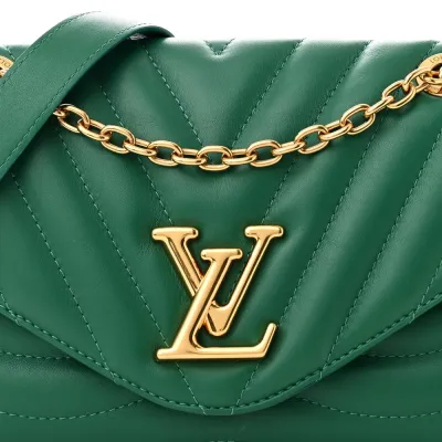 Louis Vuitton New Wave Chain Bag MM NM Emerald Calfskin Leather Gold Hardware