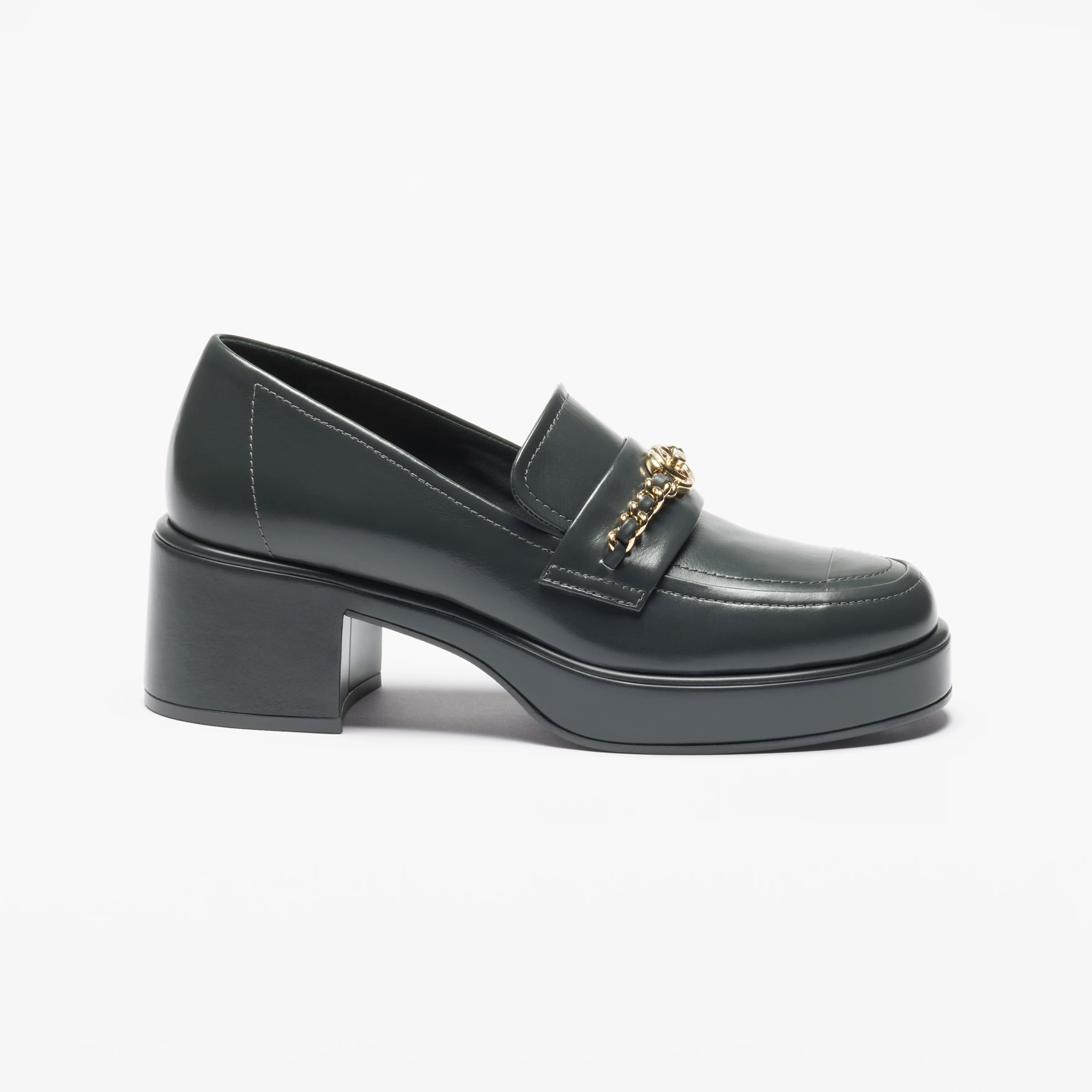 Chanel Loafers em pele de bezerro cinza escuro