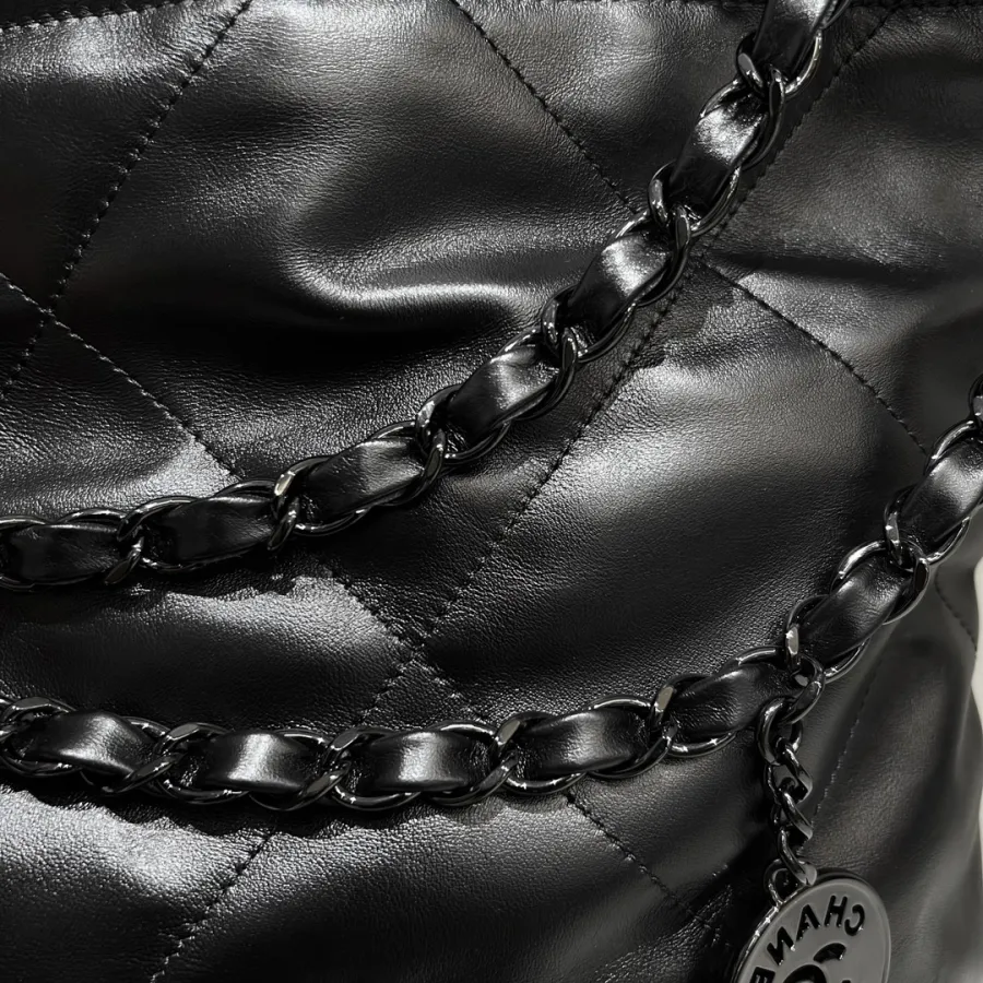 Chanel 22bags Black Black Buckle / Black Silver Buckle Shoulder Bags