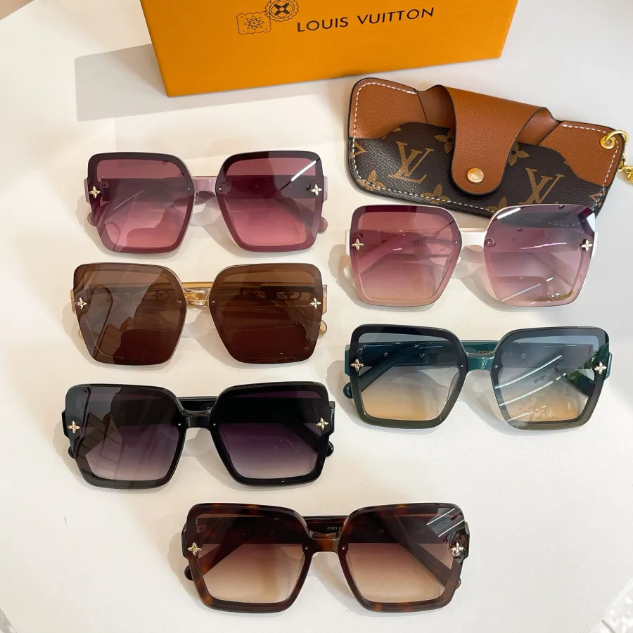 Louis Vuitton square frame glasses eggplant/maroon/brown/leopard/white/teal color Size 62口12-145