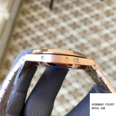 AUDEMARS PIGUET-ROYAL OAK-ref.26584OR.OO.1220OR.01-41mm