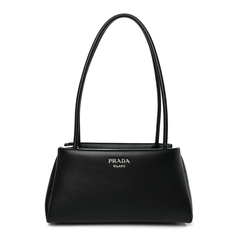 Bolsa de Ombro Prada Mini em Couro Nappa Preto com Ferragens Prateadas
