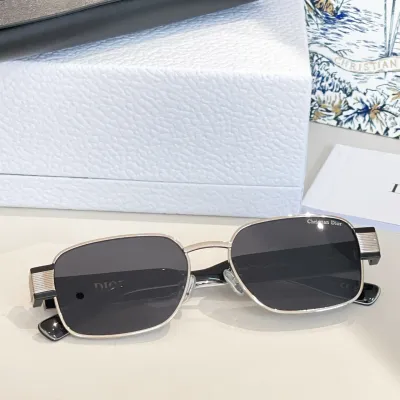 DIOR square frame glasses black silver/black purple/black gold/brown gold/orange gold/gradient color of black to orange Size 54口17-145