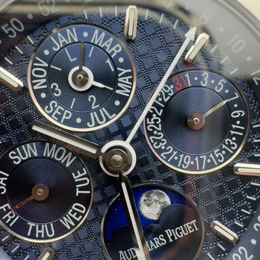 AUDEMARS PIGUET-ROYAL OAK-REF.26574ST.OO.1220ST.02-41MM