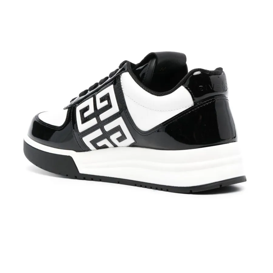 Black and white Givenchy 4G patterned leather shoes Sneakers