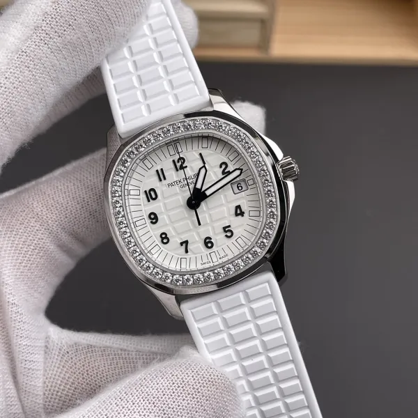 PATEK PHILIPPE-AQUANAUT-ref.5067A-024-35.6mm - Image 3