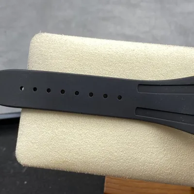 AUDEMARS PIGUET-ROYAL OAK-REF.15400ST.OO.1220ST.01-41MM