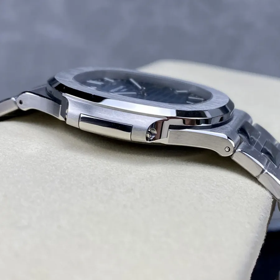 PATEK PHILIPPE-NAUTILUS-5811-1G-001-41mm