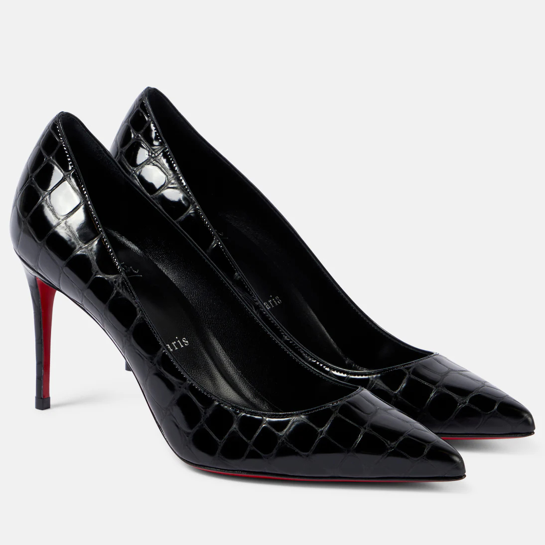Christian Louboutin Salto alto em couro de crocodilo preto imitação