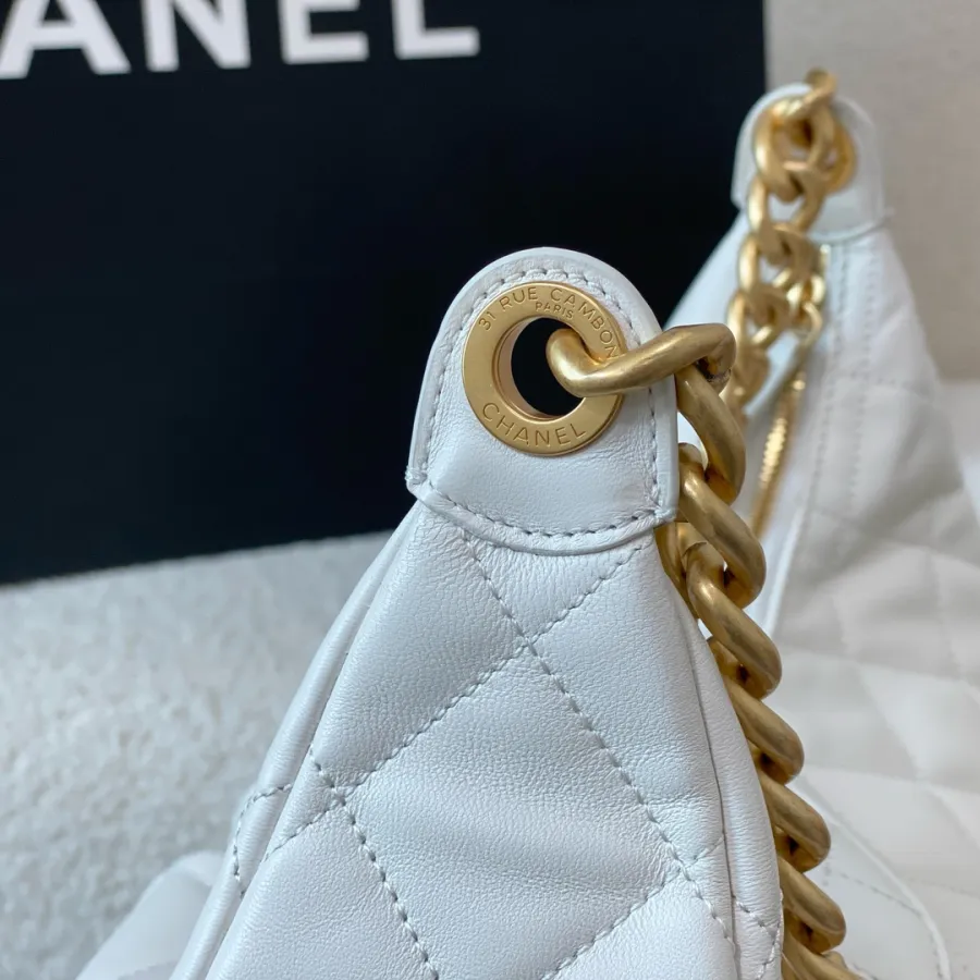 Chanel Quilted Lambskin Leather White /Black Shoulder Bags