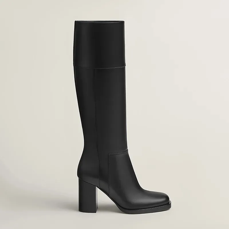 HERMES Jumper  Black boots